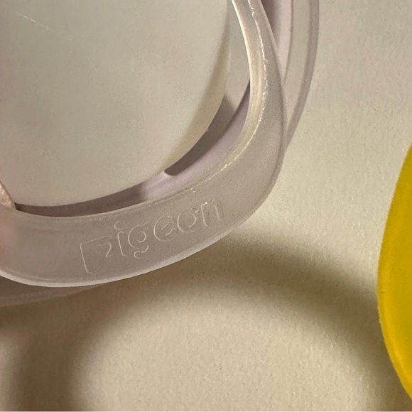 Lot of Baby Pacifier 0-6M - Picture 5 of 6